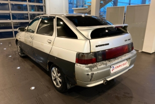 LADA 2112