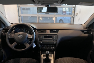 SKODA OKTAVIA