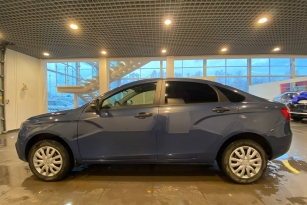 LADA VESTA