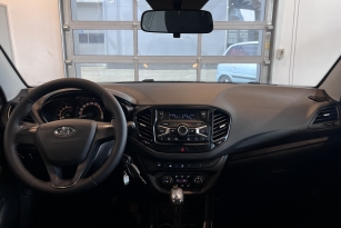 LADA VESTA