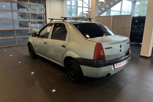 RENAULT LOGAN
