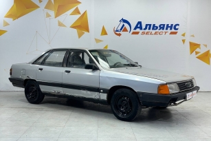 AUDI 100
