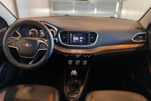 LADA VESTA