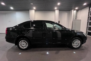 SKODA OKTAVIA