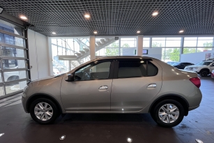 RENAULT LOGAN