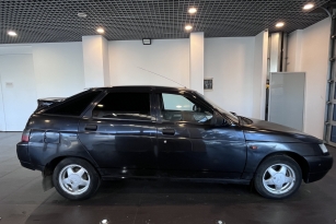 LADA 2112