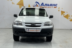 CHEVROLET NIVA