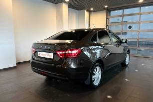 LADA VESTA