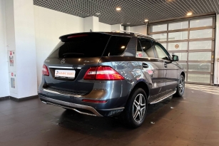 MERCEDES-BENZ MERCEDES BENZ