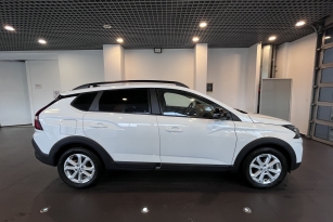 LADA ISKRA