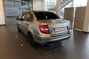 LADA GRANTA