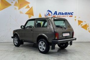 LADA 2121 (4X4)