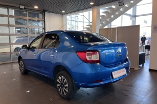 RENAULT LOGAN