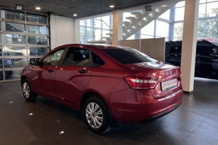 LADA VESTA