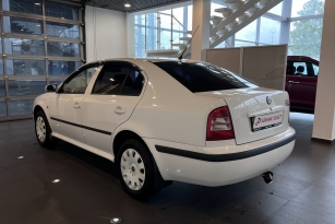 SKODA OKTAVIA