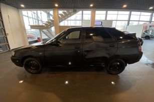 LADA 2112
