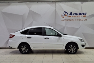LADA GRANTA