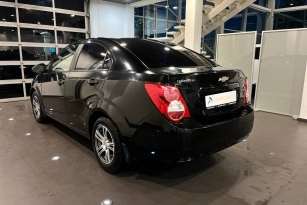 CHEVROLET AVEO