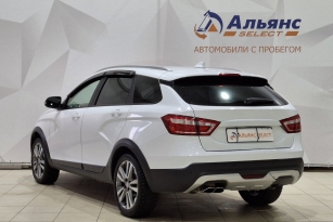 LADA VESTA