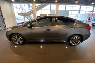KIA CERATO