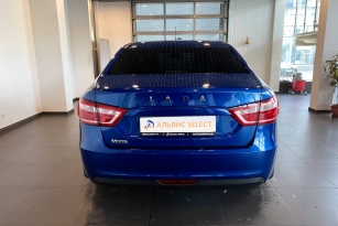 LADA VESTA