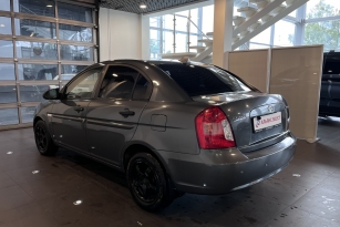 HYUNDAI VERNA