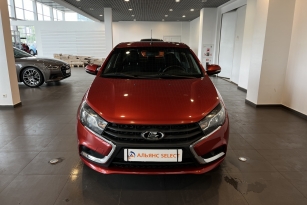 LADA VESTA