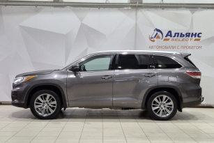 TOYOTA HIGHLANDER