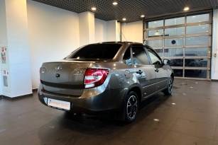 LADA GRANTA