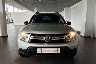 RENAULT DUSTER