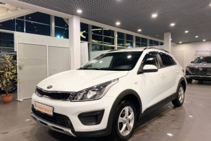 KIA RIO X-LINE