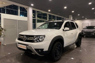 RENAULT DUSTER