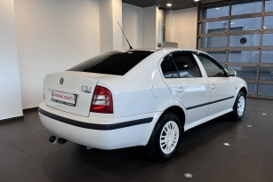 SKODA OKTAVIA