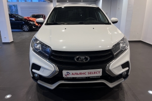 LADA XRAY