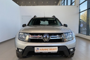 RENAULT DUSTER