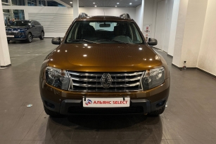 RENAULT DUSTER