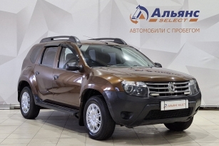 RENAULT DUSTER
