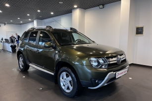 RENAULT DUSTER