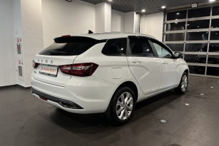 LADA VESTA