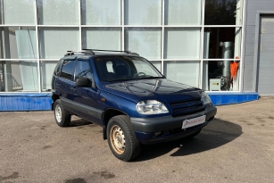 CHEVROLET NIVA