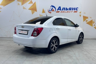 CHEVROLET AVEO