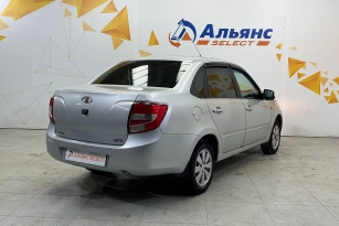 LADA GRANTA