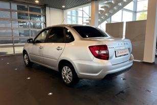 LADA GRANTA
