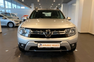 RENAULT DUSTER