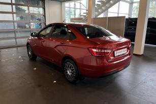 LADA VESTA