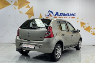 RENAULT SANDERO