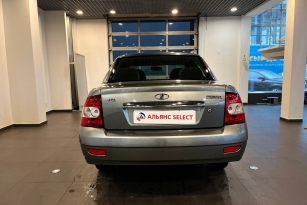 LADA PRIORA