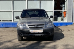 CHEVROLET NIVA