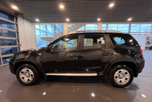 NISSAN TERRANO