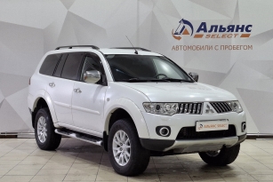 MITSUBISHI PAJERO SPORT